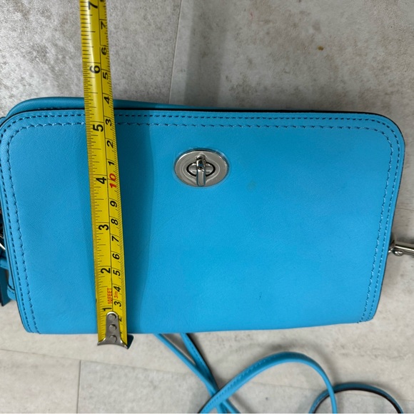 COACH Leather Crossbody Fringe accent bag purse bright blue - Picture 14 of 14